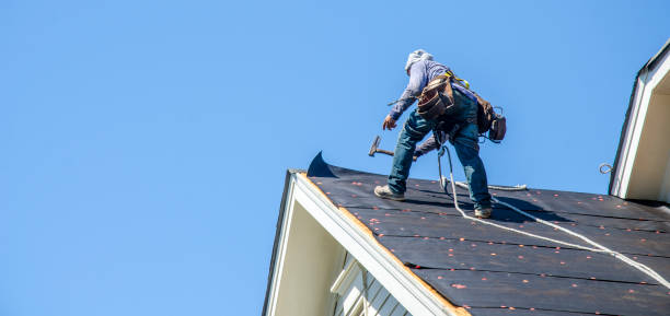 Best Local Roofing Companies  in Smithville Sanders, IN